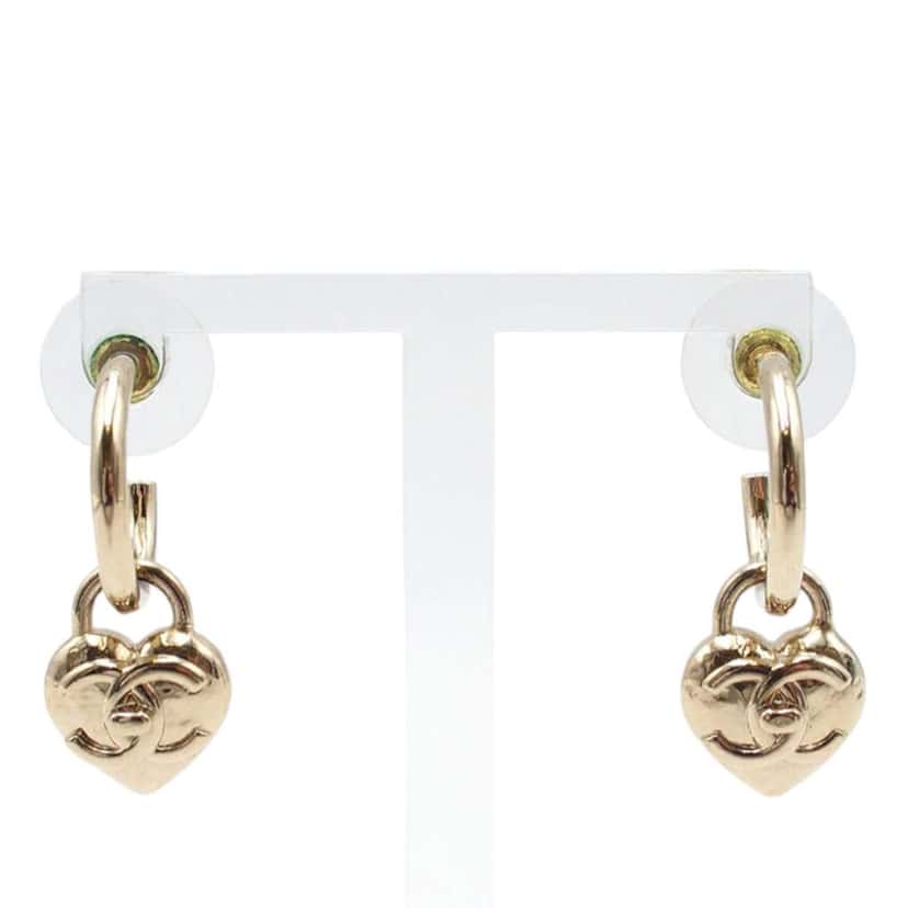 Chanel CC Gold Plated Turnlock Heart Hoop Push Back Earrings Gold Metal Very good condition - Front View