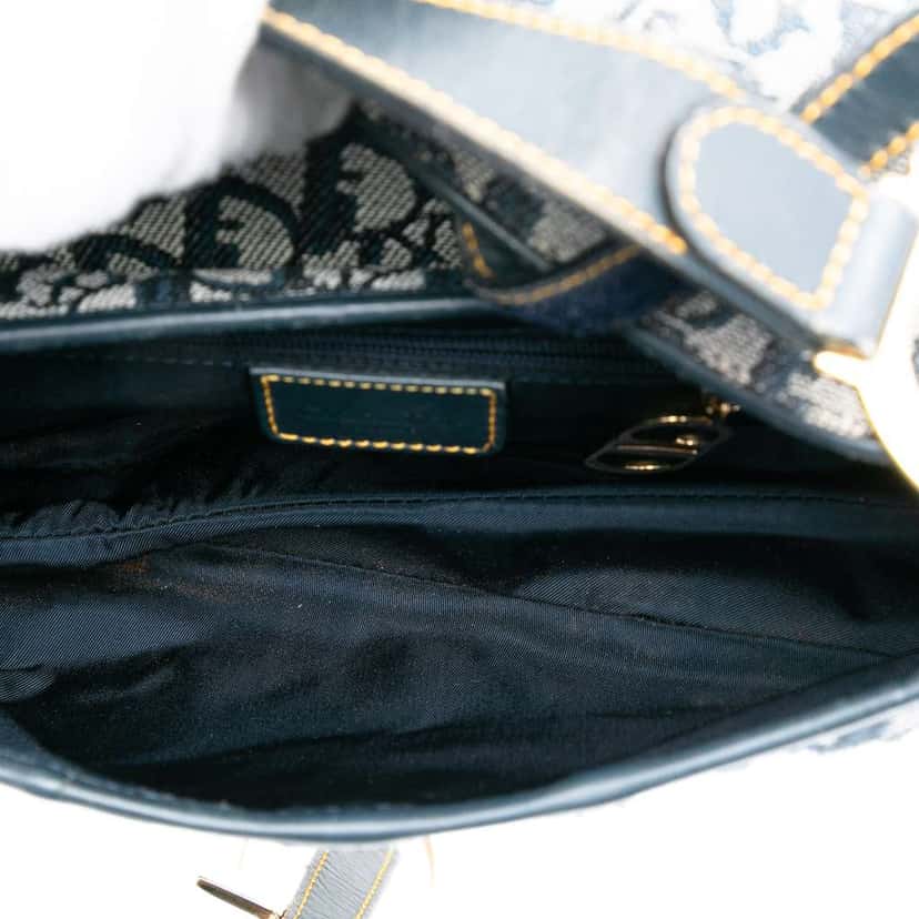 Dior Oblique Canvas Saddle Bag Blue Canvas Very good condition - Model View