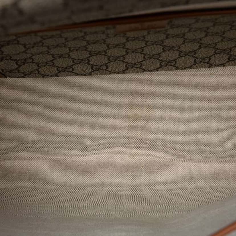 Gucci GG Supreme Web Messenger Bag Brown Canvas Very good condition - Model View