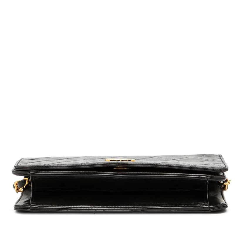 Chanel CC Quilted Lambskin Full Single Flap Black Leather Very good condition - Inside View