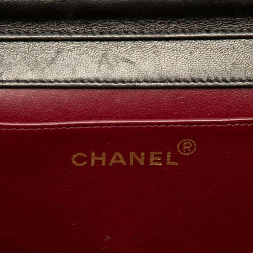 Chanel CC Quilted Lambskin Full Single Flap Black Leather Very good condition - Box View