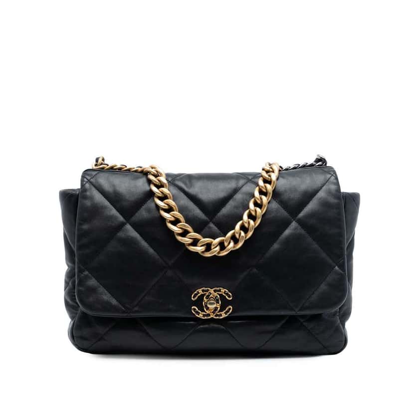 Chanel Maxi Lambskin 19 Flap Black Leather Very good condition - Front View