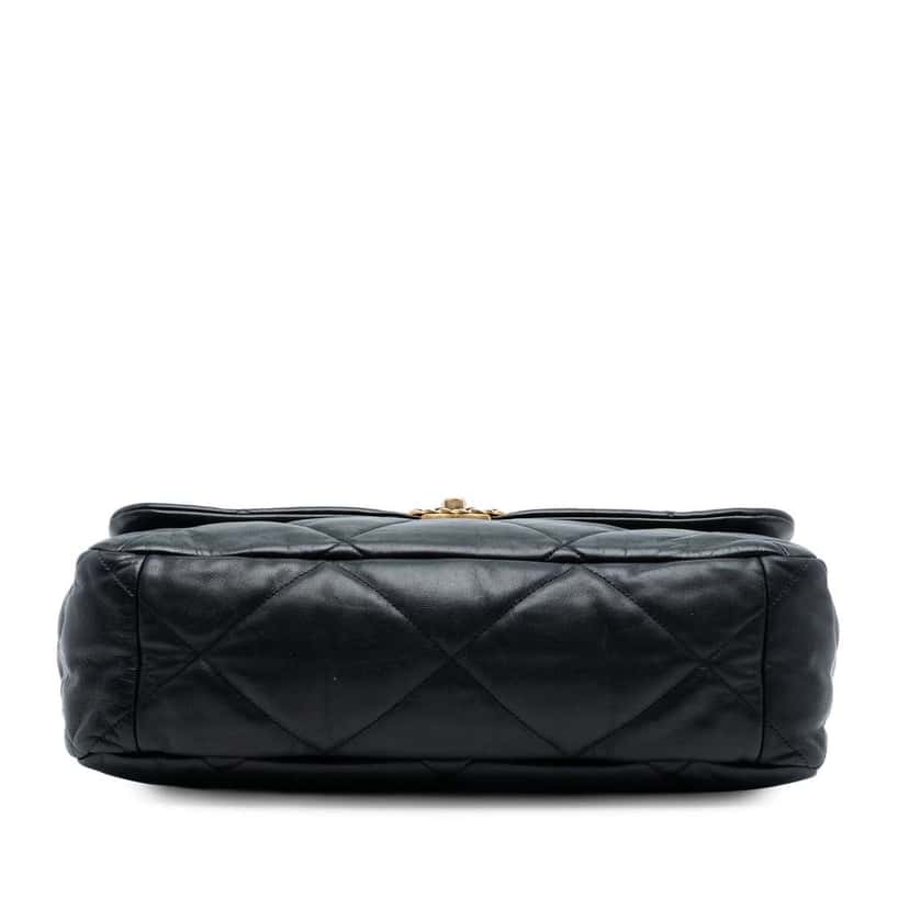 Chanel Maxi Lambskin 19 Flap Black Leather Very good condition - Inside View
