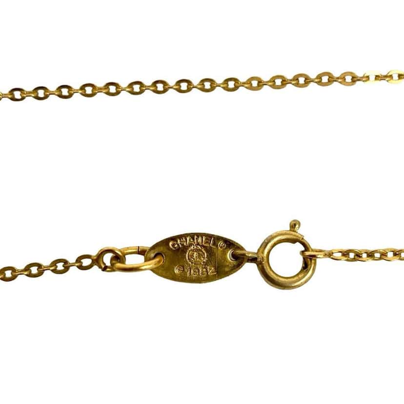 Chanel CC Gold Plated Pendant Chain Necklace Gold Metal Very good condition - Inside View