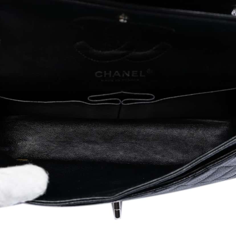 Chanel Small Classic Caviar Double Flap Black Leather Very good condition - Model View
