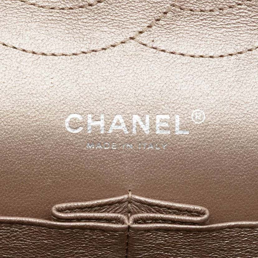 Chanel Jumbo Classic Metallic Lambskin Double Flap Brown Leather Very good condition - Box View