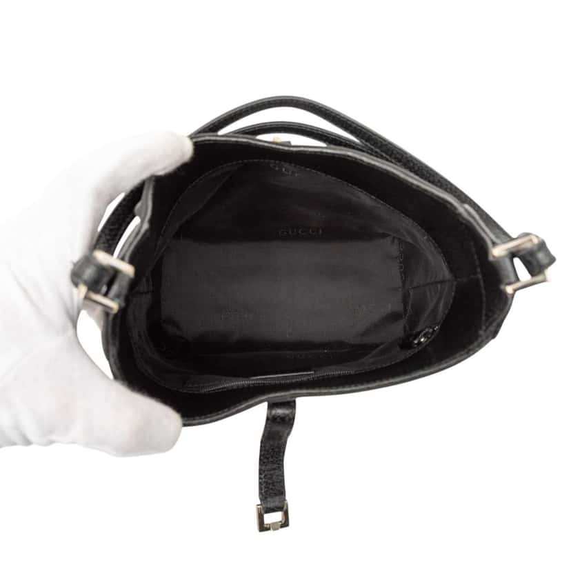 Gucci Canvas Jackie Shoulder Bag Black Canvas Very good condition - Model View