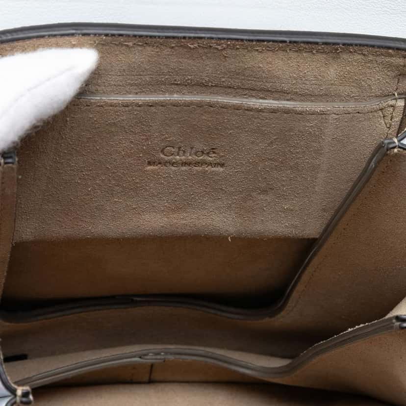 Chloé Mini Calfskin and Suede Faye Bracelet Bag Grey Leather Very good condition - Model View