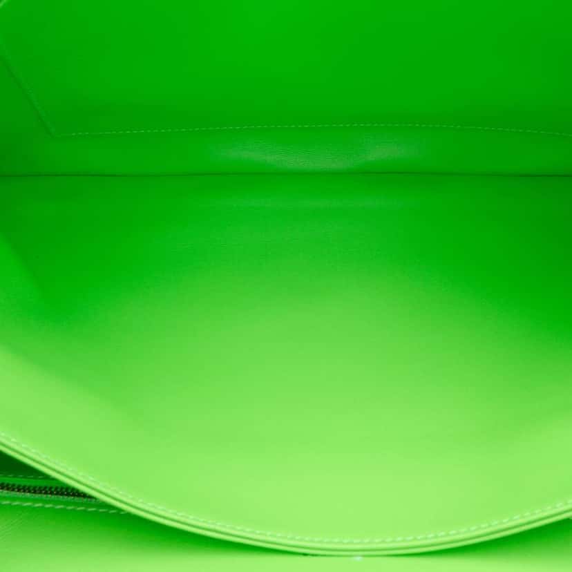 Balenciaga Embossed Leather BB Monogram Chain Flap Green Leather Very good condition - Box View