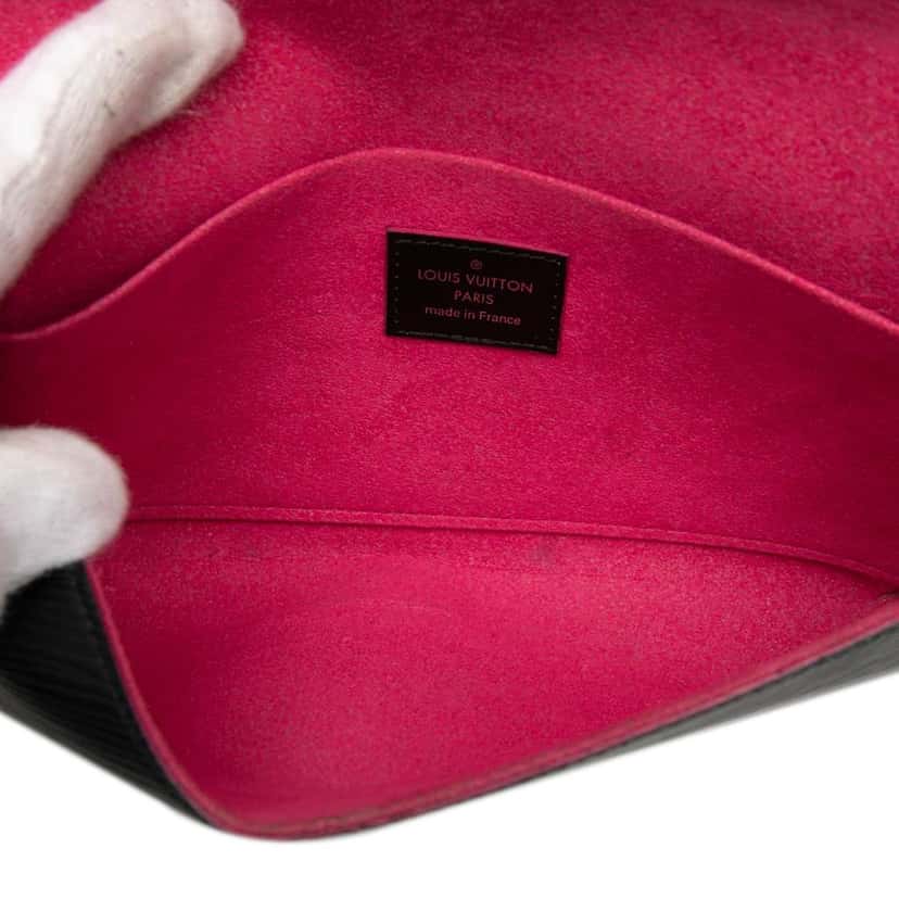 Louis Vuitton Epi Pochette Felicie Black Leather Very good condition - Model View