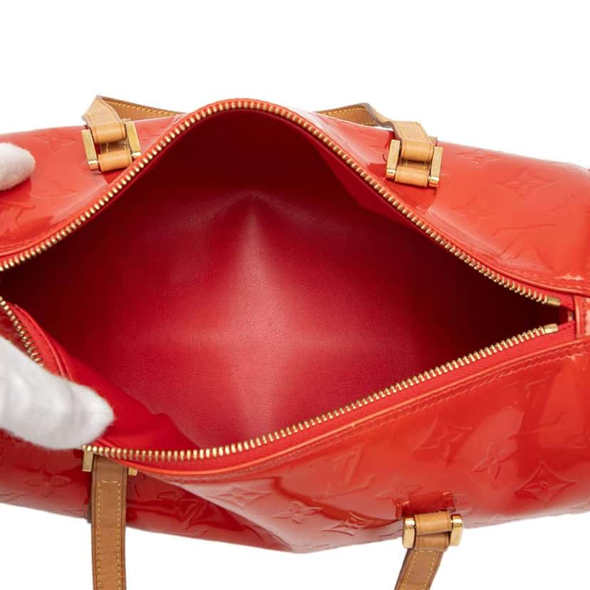 Louis Vuitton Monogram Vernis Bedford Red Leather Good condition - Model View