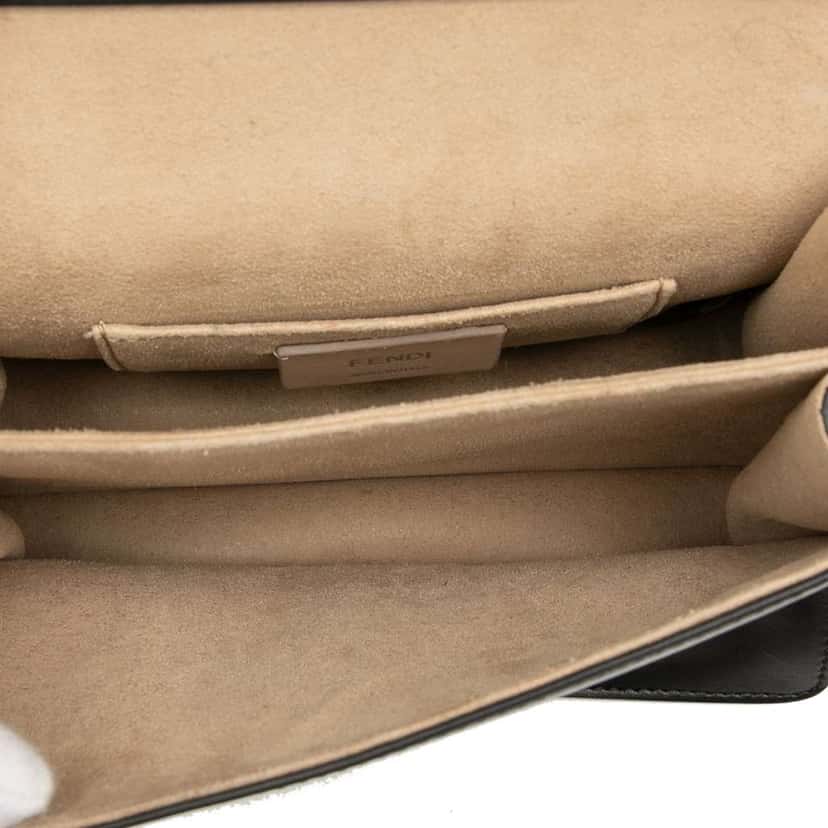 Fendi Mini Scalloped Leather and Pearls Kan I Crossbody Black Leather Very good condition - Model View