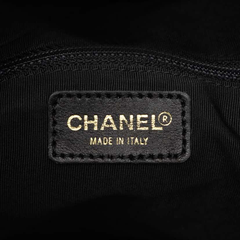 Chanel Medium Lambskin Chocolate Bar Shoulder Bag Black Leather Good condition - Box View