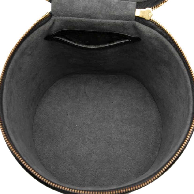 Louis Vuitton Epi Cannes Black Leather Fair condition - Model View