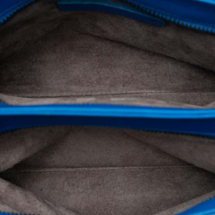 Bottega Veneta Nappa Intrecciato Messenger Bag Blue Leather Very good condition - Model View