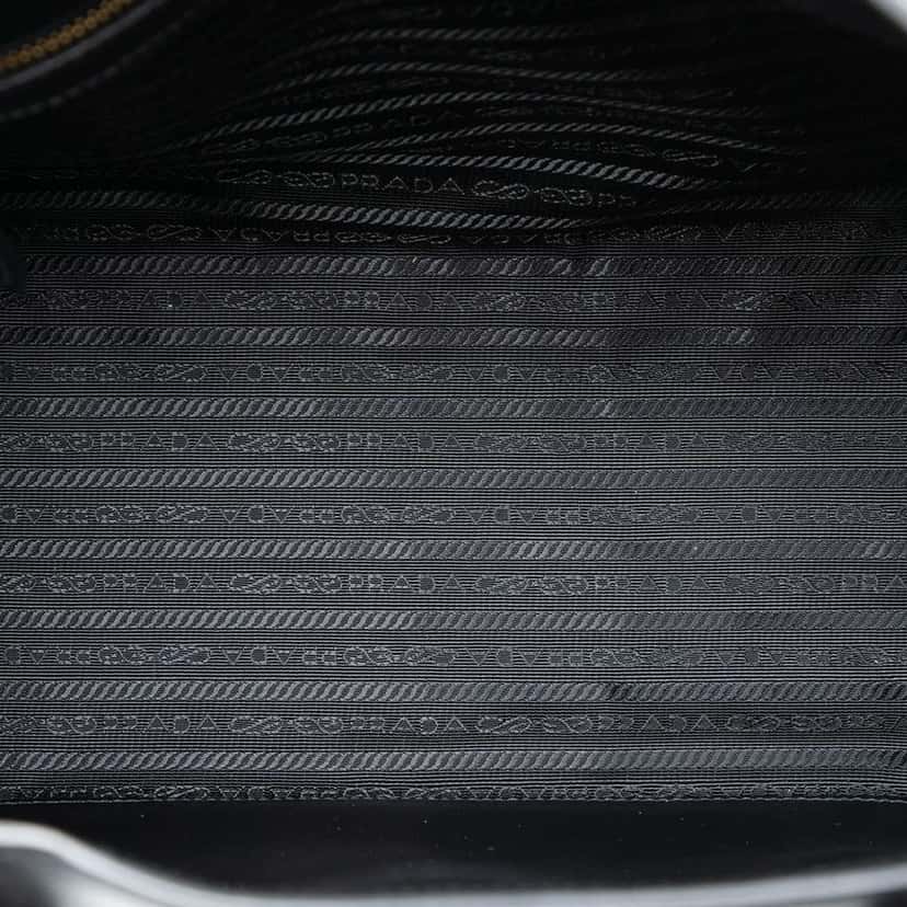 Prada City Calf Bibliotheque Satchel Black Leather Very good condition - Model View