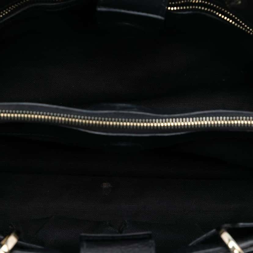 Gucci Medium Calfskin Bamboo Shopper Satchel Black Leather Very good condition - Model View