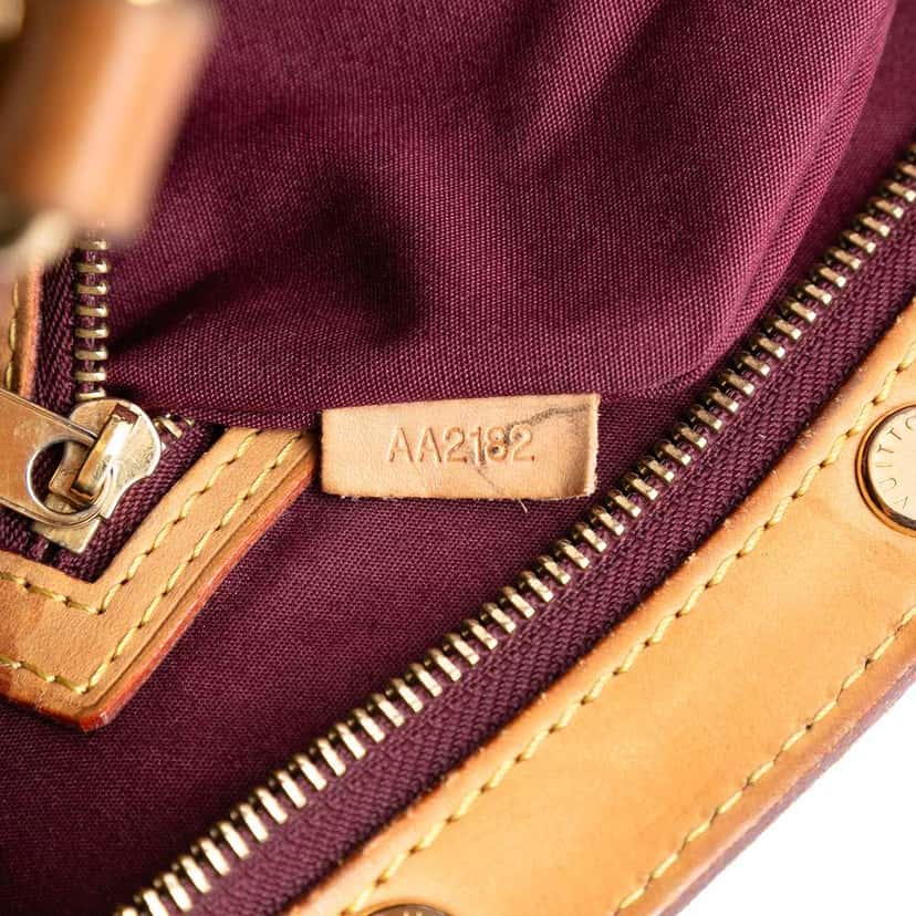 Louis Vuitton Monogram Vernis Brea MM Red Leather Very good condition - Box View