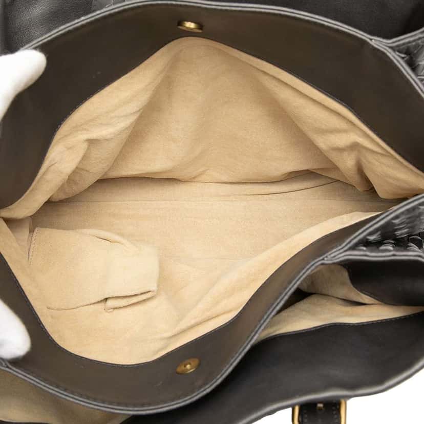 Bottega Veneta Medium Nappa Intrecciato Roma Tote Grey Leather Good condition - Model View