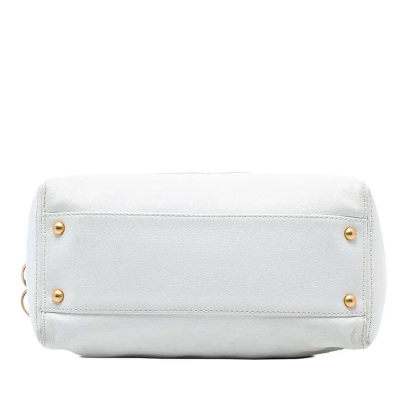 Chanel CC Caviar Chain Shoulder Bag White Leather Very good condition - Inside View