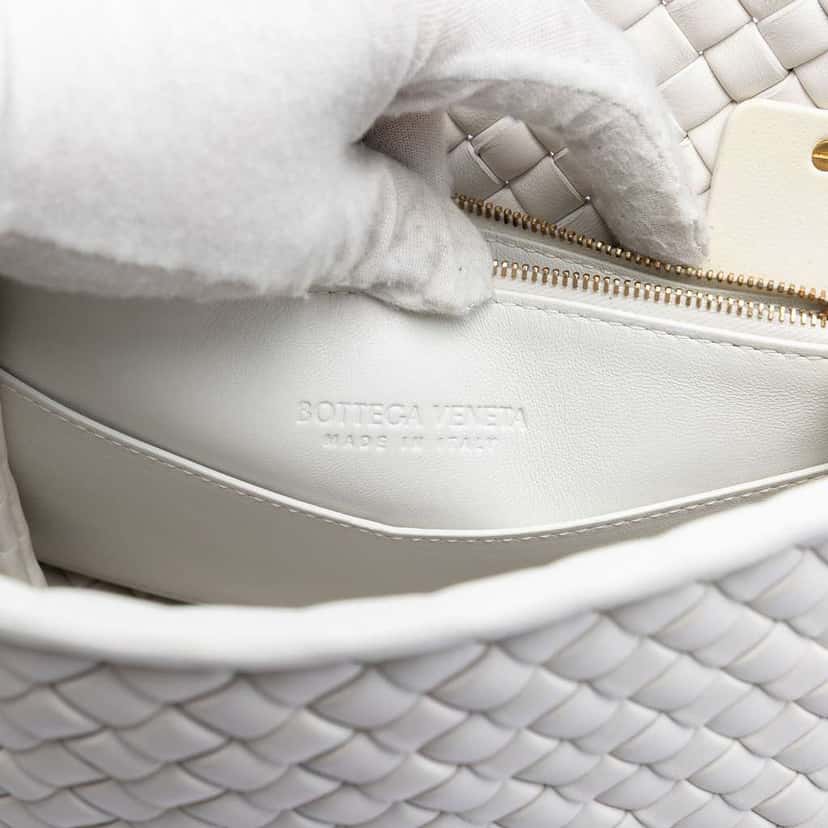 Bottega Veneta Nappa Intrecciato Patti Shoulder Bag White Leather Very good condition - Box View