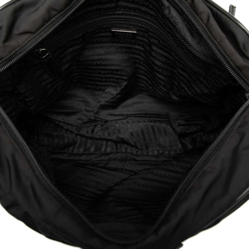 Prada Saffiano Trimmed Tessuto Double Zip Crossbody Black Very good condition - Model View