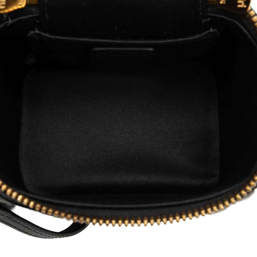 Miu Miu Micro Matelasse Nappa Vanity Crossbody Black Leather Very good condition - Model View