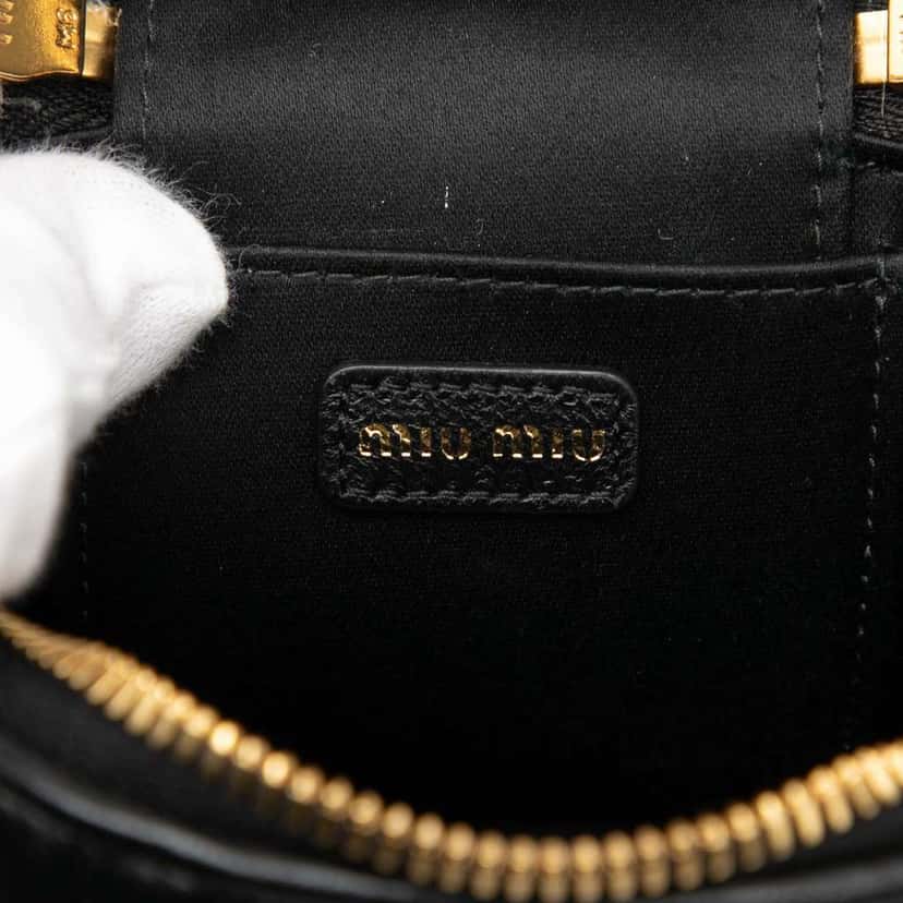 Miu Miu Micro Matelasse Nappa Vanity Crossbody Black Leather Very good condition - Box View