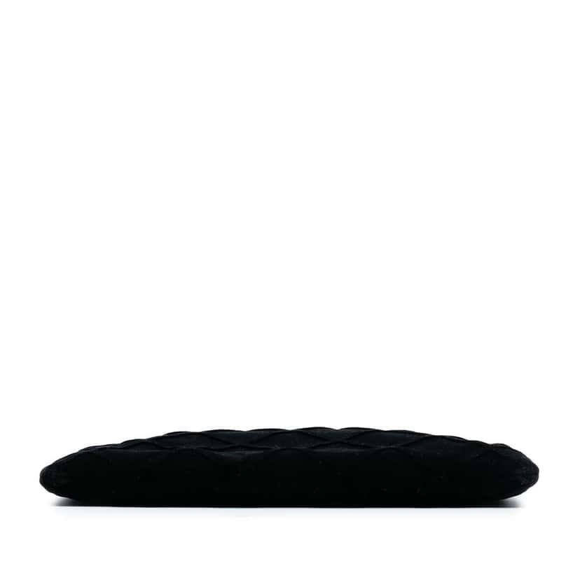 Chanel Large Quilted Velvet O Case Clutch Black Velvet Very good condition - Inside View
