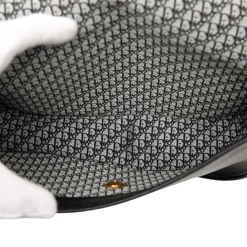 Dior Leather Flap Shoulder Bag Black Leather Very good condition - Model View