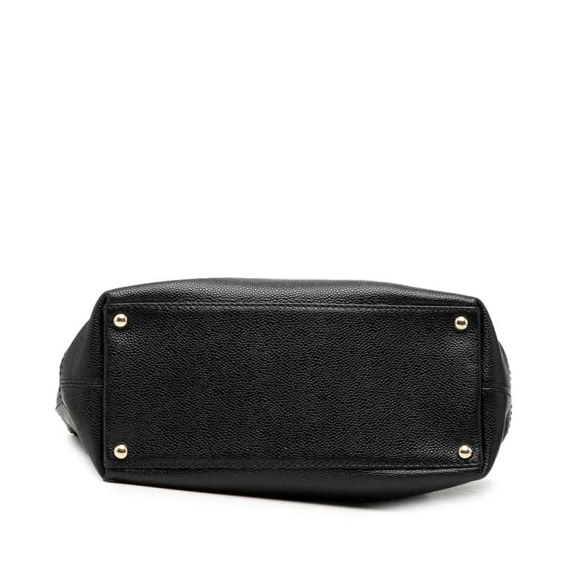 Chanel CC Caviar Drawstring Tote Black Leather Very good condition - Inside View