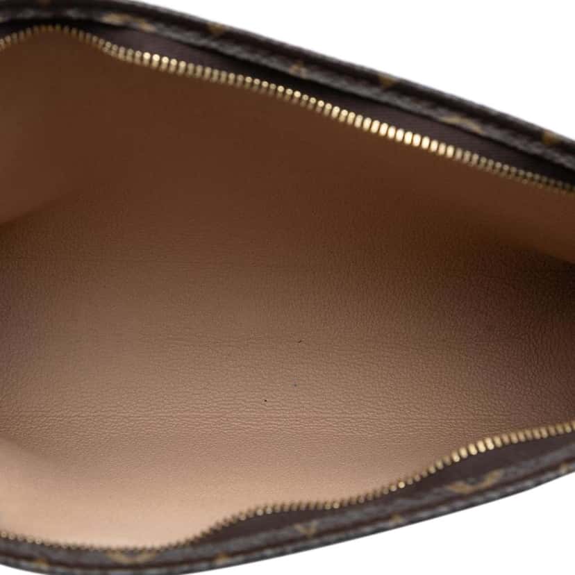 Louis Vuitton Monogram Toiletry Pouch 26 Brown Very good condition - Model View