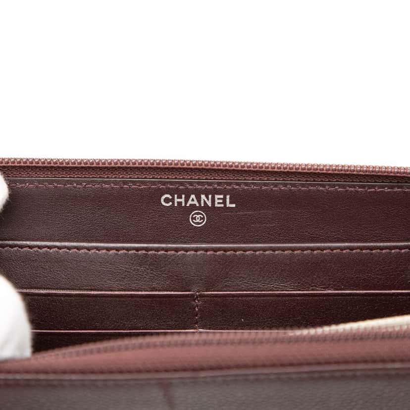 Chanel CC Caviar Zip Around Wallet Red Leather Very good condition - Box View