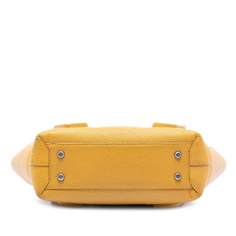 Bottega Veneta Small Goatskin Maxi Intrecciato Arco Satchel Yellow Leather Very good condition - Inside View