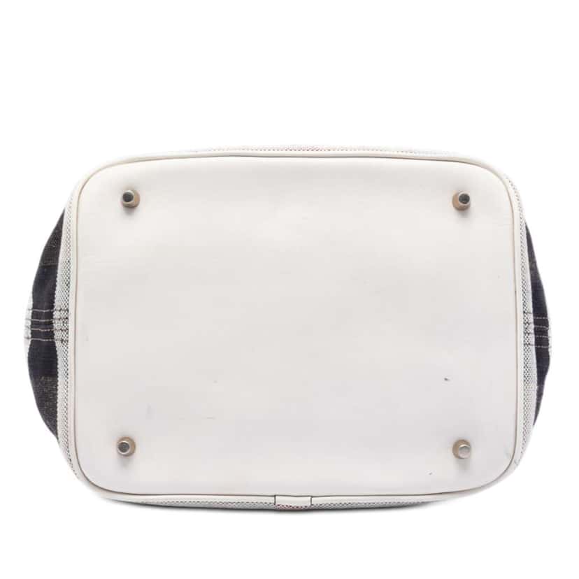 Burberry Medium Mega Check Canvas Ashby Bucket Bag Brown Canvas Very good condition - Inside View