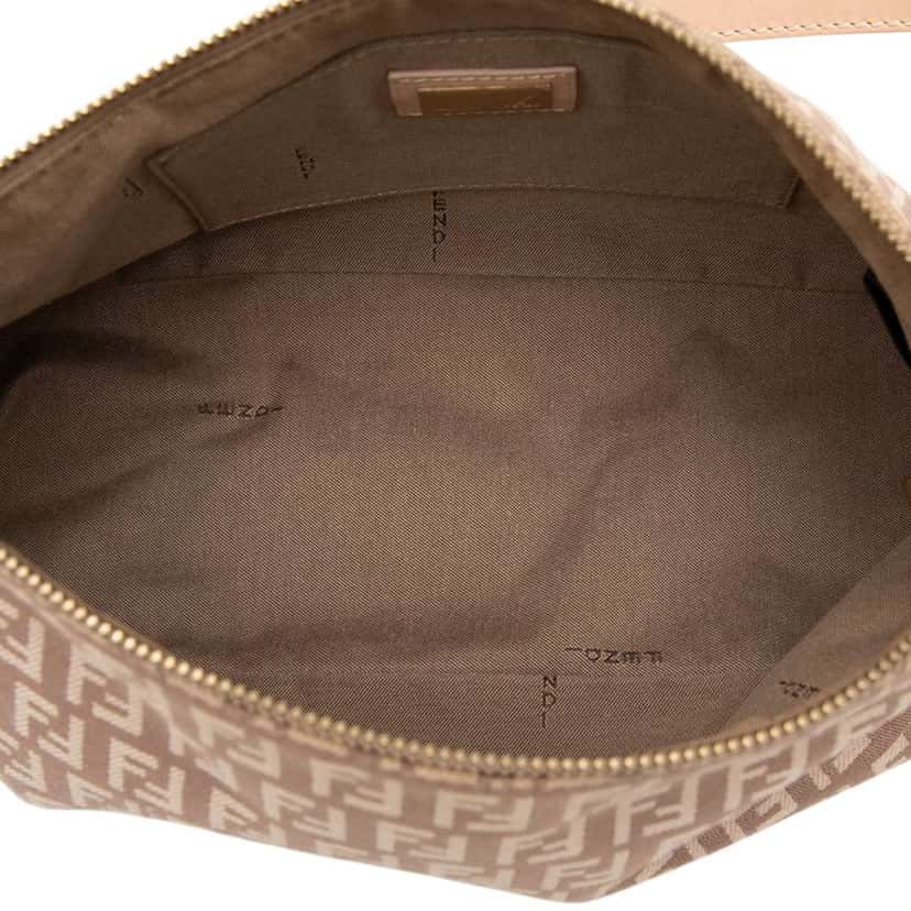 Fendi Zucchino Canvas Pochette Pink Canvas Good condition - Model View