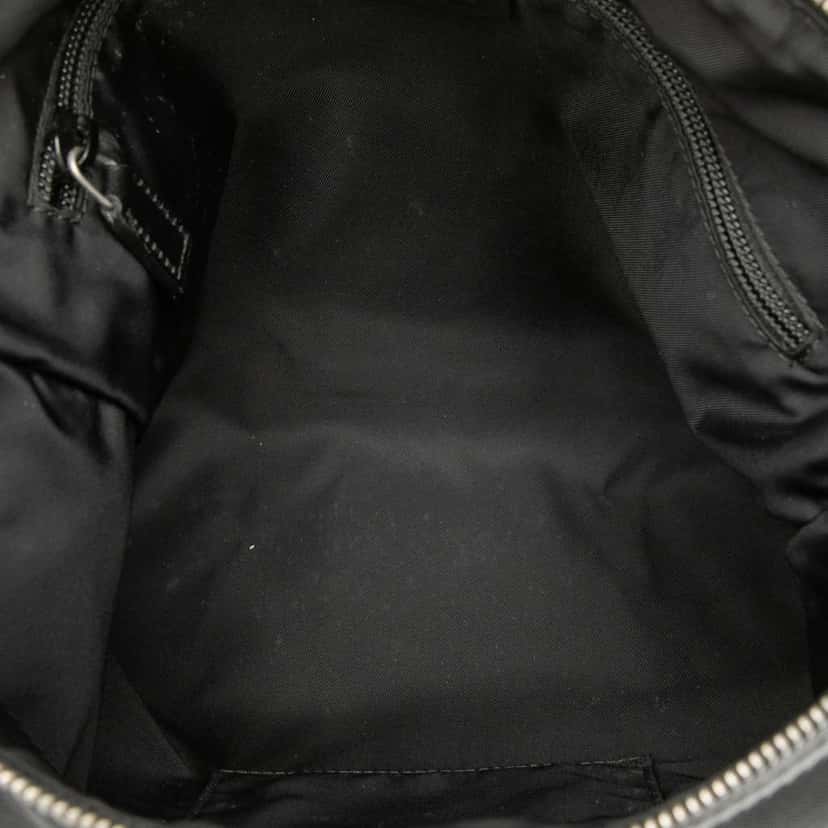 Gucci GG Techno Canvas Web Messenger Bag Black Canvas Good condition - Model View
