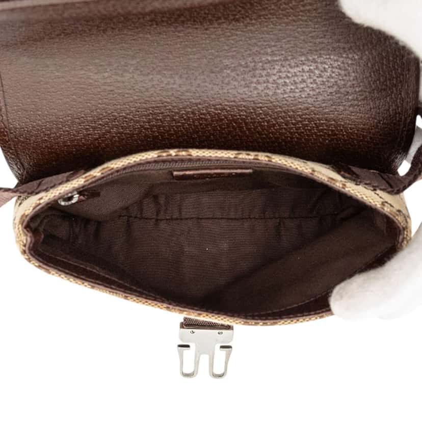 Gucci GG Canvas Belt Bag Brown Canvas Very good condition - Model View