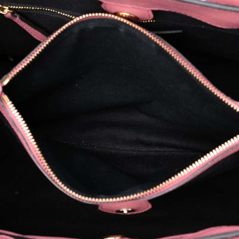 Burberry Medium Leather and House Check Banner Satchel Pink Leather Good condition - Model View
