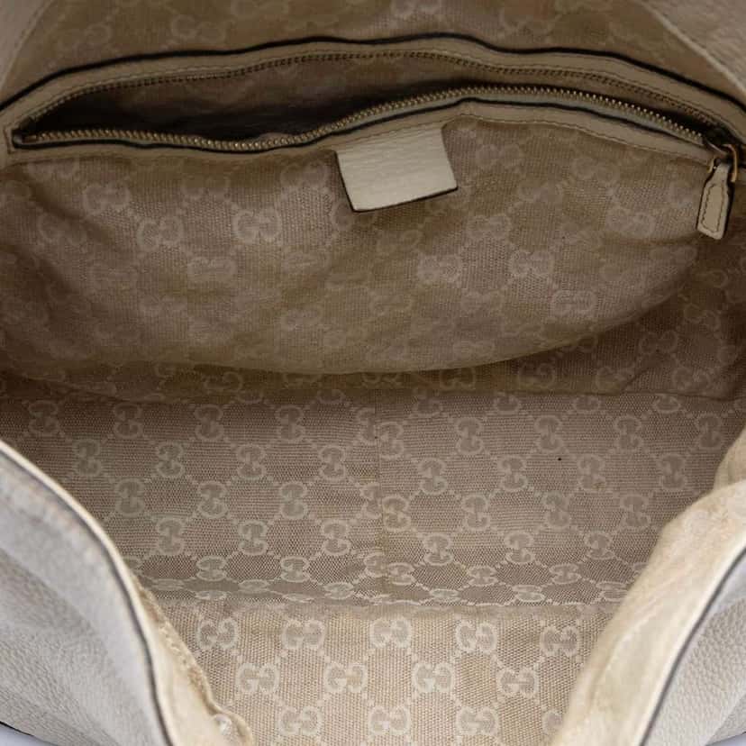 Gucci Calfskin Bamboo Diana Satchel White Leather Very good condition - Model View