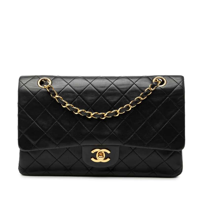 Chanel Medium Classic Lambskin Double Flap Black Leather Good condition - Front View