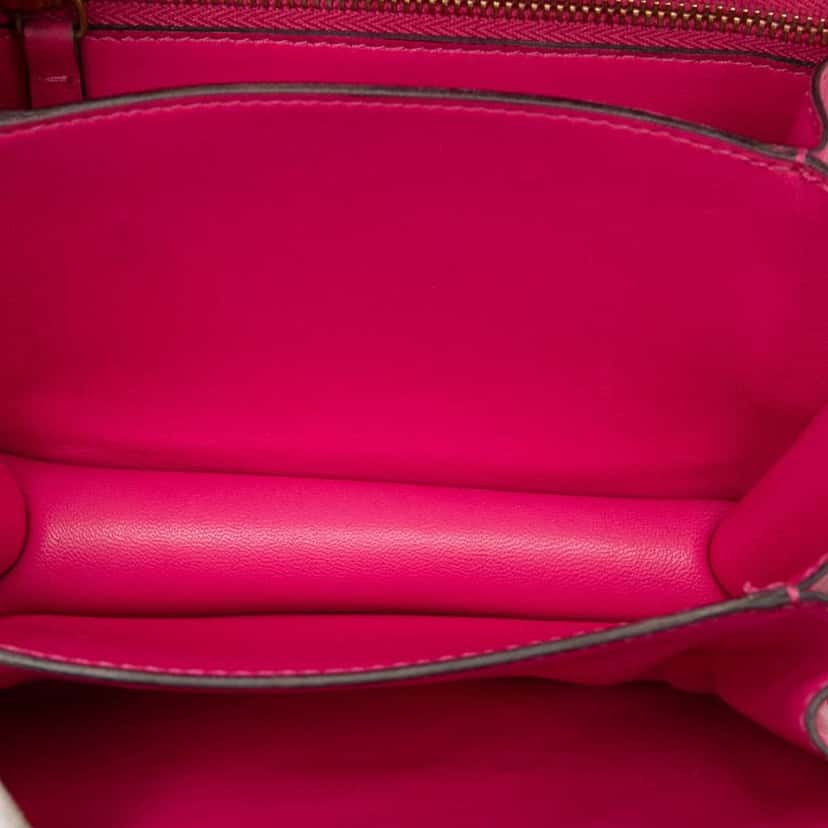 Celine Small Calfskin Classic Box Pink Leather Very good condition - Model View