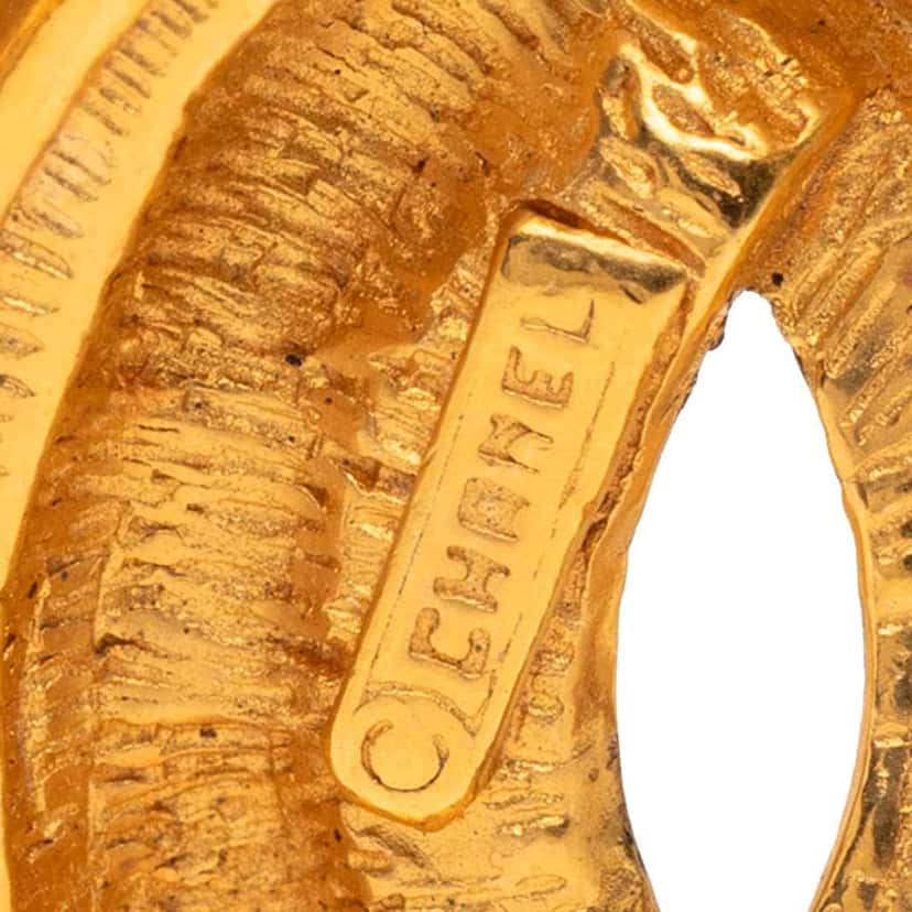 Chanel Gold Plated CC Quilted Brooch Gold Metal Good condition - Inside View