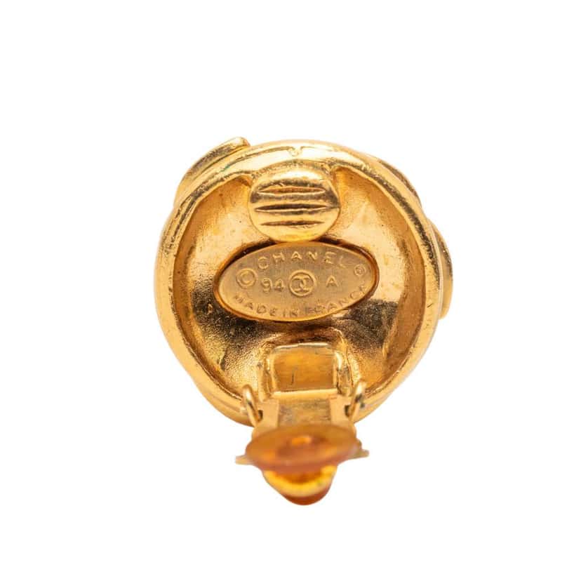 Chanel Triple CC Gold Plated Clip On Closure Gold Metal Very good condition - Inside View