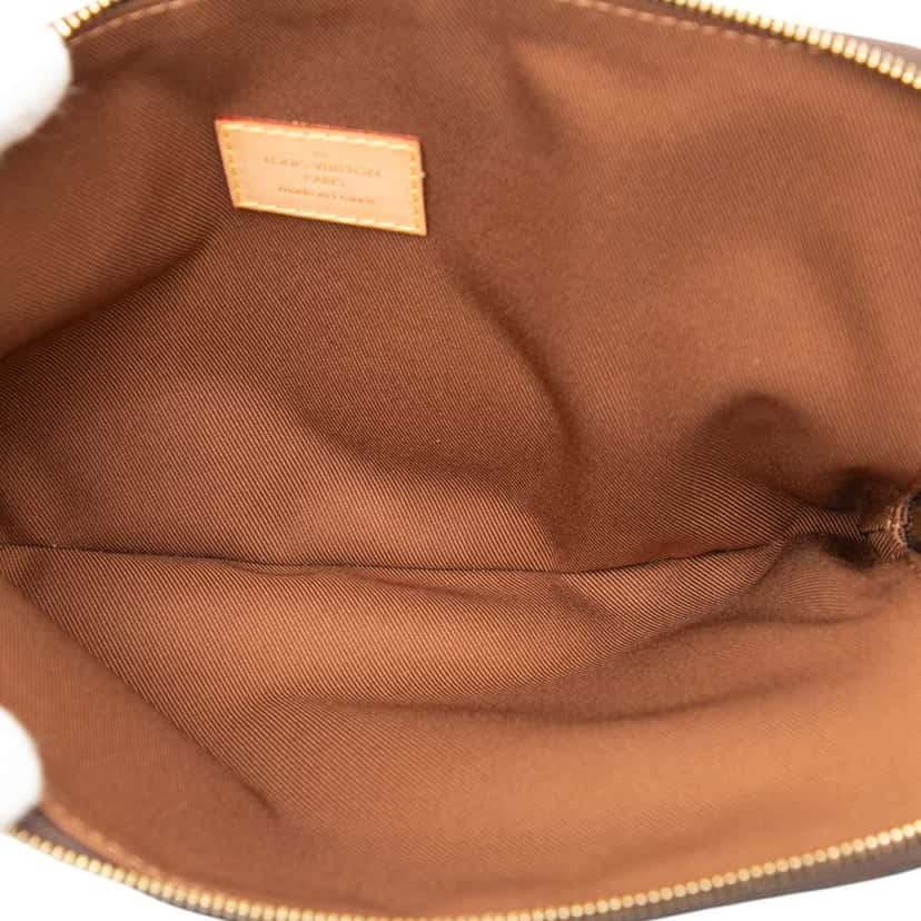 Louis Vuitton Monogram Etui Voyageur PM Brown Very good condition - Model View