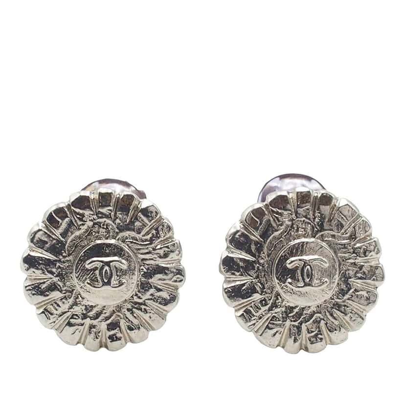 Chanel CC Silver Plated Sunflower Clip on Earrings Silver Metal Very good condition - Front View