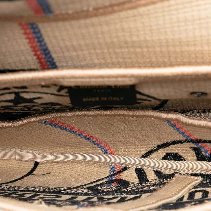 Dior Mini Embroidered Jute Canvas Union Saddle Bag Brown Polyester Very good condition - Model View