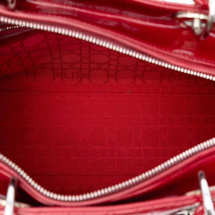 Dior Large Patent Cannage Lady Dior Red Leather Very good condition - Model View