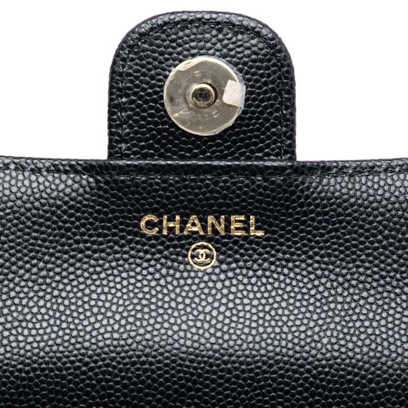 Chanel Nylon Graffiti Foldable Shopping Tote in Caviar Flap Black Leather Very good condition - Box View