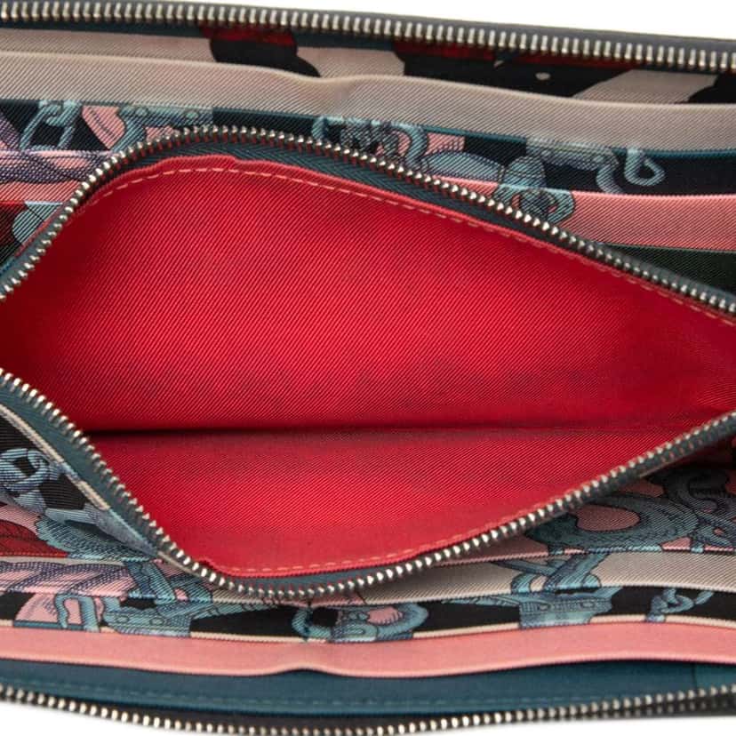 Hermès Epsom Silk'In Classique Long Wallet Blue Leather Good condition - Model View